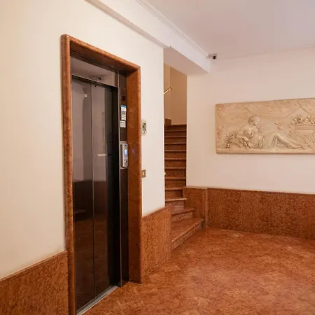 Carbonesi 5 *
